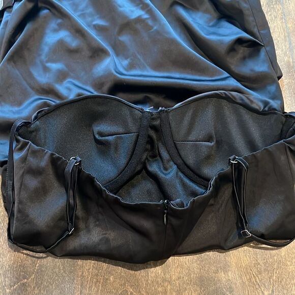 NWT Satin Spaghetti Straps Ruched Bodycon Slit Maxi Cocktail Elegant Dress - Picture 11 of 16